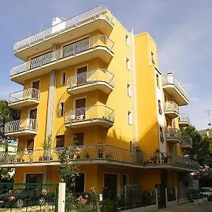 Mini Sayonara Aparthotel